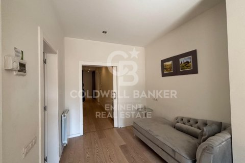 Apartment à vendre à Barcelona, Espagne, 3 chambres, 133 m2 No. 179089 - photo 7