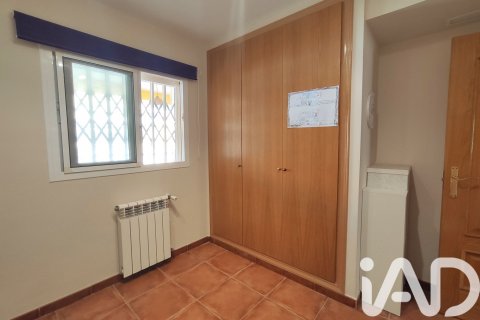 Townhouse zum Verkauf in Sagunto, Valencia, Spanien 4 Schlafzimmer, 228 m2 Nr. 172418 - Foto 13