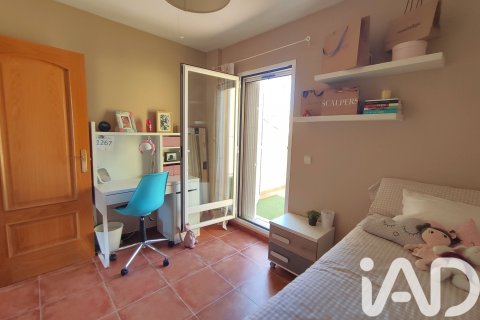 Townhouse zum Verkauf in Sagunto, Valencia, Spanien 4 Schlafzimmer, 228 m2 Nr. 172418 - Foto 24