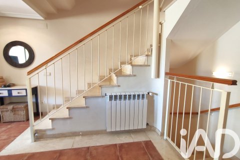 Townhouse zum Verkauf in Sagunto, Valencia, Spanien 4 Schlafzimmer, 228 m2 Nr. 172418 - Foto 22