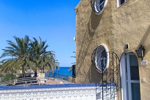 Radhus till salu i El Campello, Alicante, Spanien 3 sovrum, 80 kvm. Nr. 172335 - foto 2