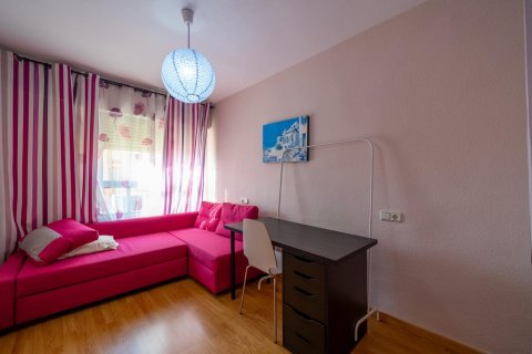 Apartamento en alquiler en Alicante, España 2 dormitorios, 91 m2 No. 144132 - foto 9