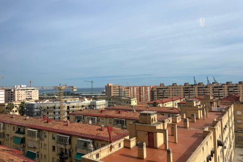 Apartment à louer à Alicante, Espagne, 2 chambres, 91 m2 No. 144132 - photo 24