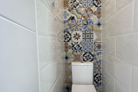 Appartamento in vendita a Torrevieja, Alicante, Spagna 3 camere da letto, 109 mq. N° 144134 - foto 21