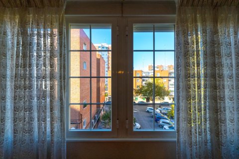 Dzīvoklis pārdošanā Madrid, Spānijā 3 istabas, 69 m2 Nr. 144133 - attēls 8