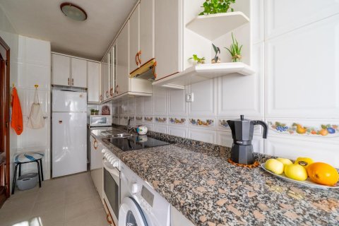 Dzīvoklis pārdošanā Madrid, Spānijā 3 istabas, 69 m2 Nr. 144133 - attēls 12