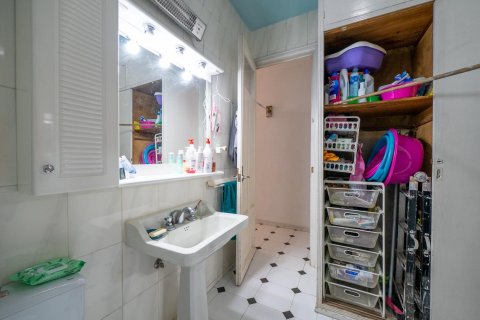 Dzīvoklis pārdošanā Madrid, Spānijā 3 istabas, 108 m2 Nr. 144135 - attēls 29