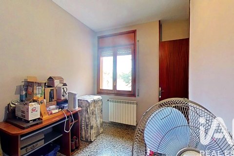 Apartment for sale in Vallmoll, Tarragona, Spain 4 bedrooms, 256 sq.m. No. 173168 - photo 7