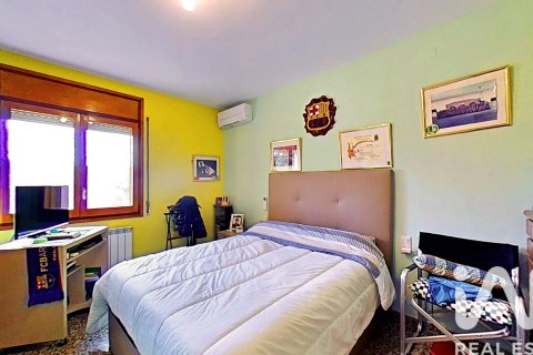 Apartment for sale in Vallmoll, Tarragona, Spain 4 bedrooms, 256 sq.m. No. 173168 - photo 19