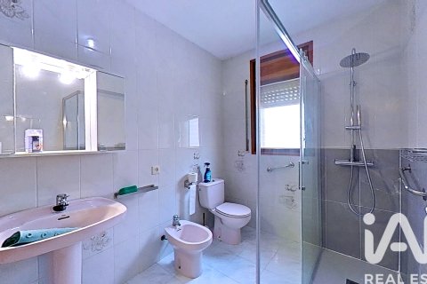 Apartment for sale in Vallmoll, Tarragona, Spain 4 bedrooms, 256 sq.m. No. 173168 - photo 29