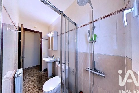 Apartment for sale in Vallmoll, Tarragona, Spain 4 bedrooms, 256 sq.m. No. 173168 - photo 8