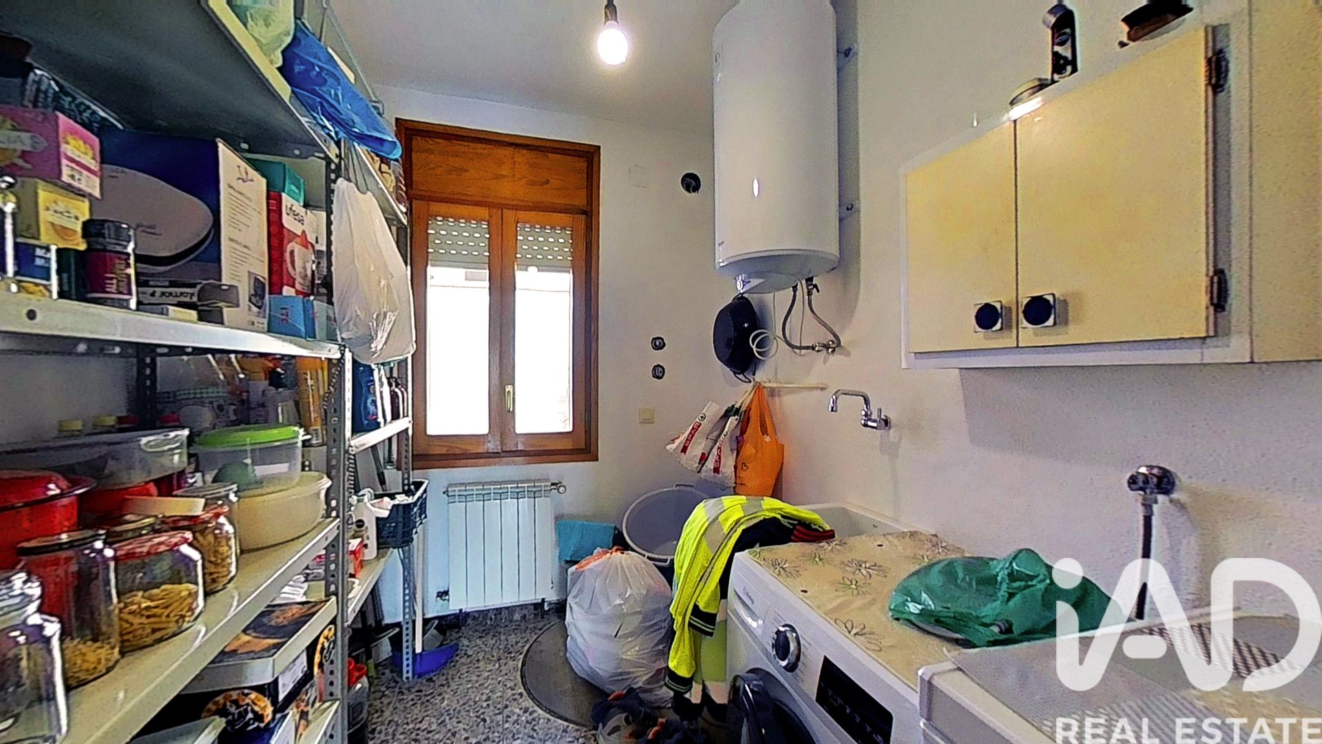 Lägenhet i Vallmoll, Tarragona, Spanien 4 sovrum, 256 kvm. Nr. 173168