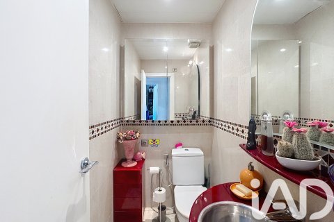 Duplex in vendita a Castelldefels, Barcelona, Spagna 3 camere da letto, 97 mq. N° 173167 - foto 24