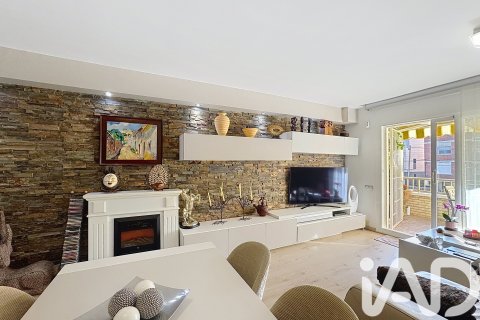 Duplex in vendita a Castelldefels, Barcelona, Spagna 3 camere da letto, 97 mq. N° 173167 - foto 7
