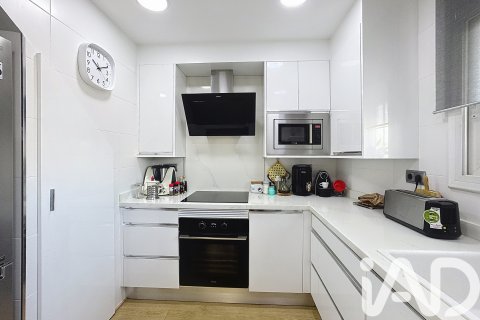 Duplex in vendita a Castelldefels, Barcelona, Spagna 3 camere da letto, 97 mq. N° 173167 - foto 13