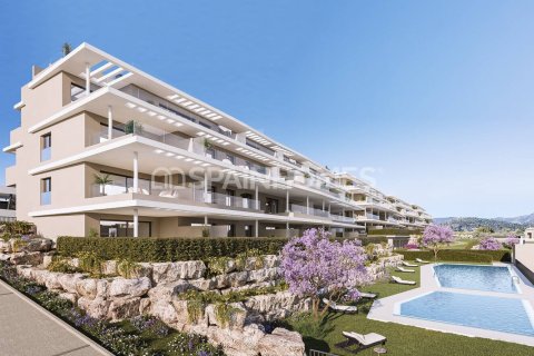 Apartamento en venta en Estepona, Málaga, España 2 dormitorios, 101 m2 No. 106718 - foto 1
