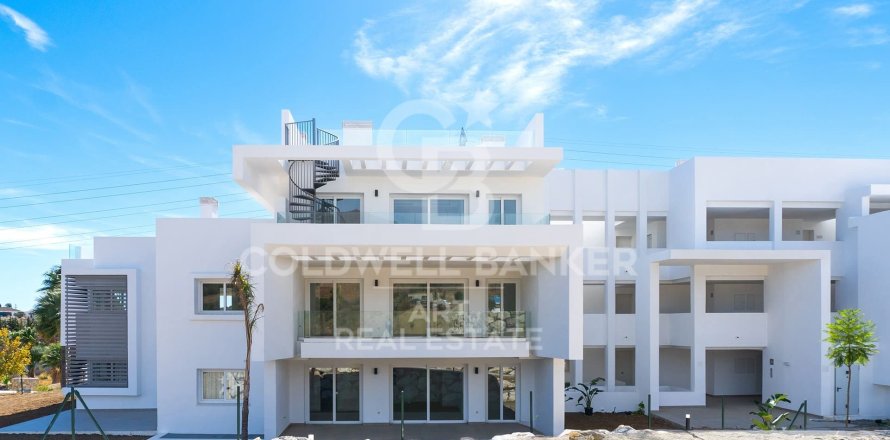 Apartment à Casares, Malaga, Espagne 2 chambres, 76 m2 No. 158878