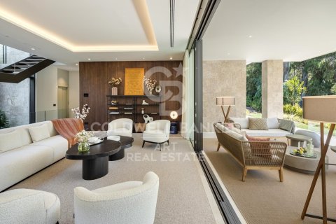 Willa w Marbella, Malaga, Hiszpania 6 sypialni, 785 mkw. nr 158881 – zdjęcie 6