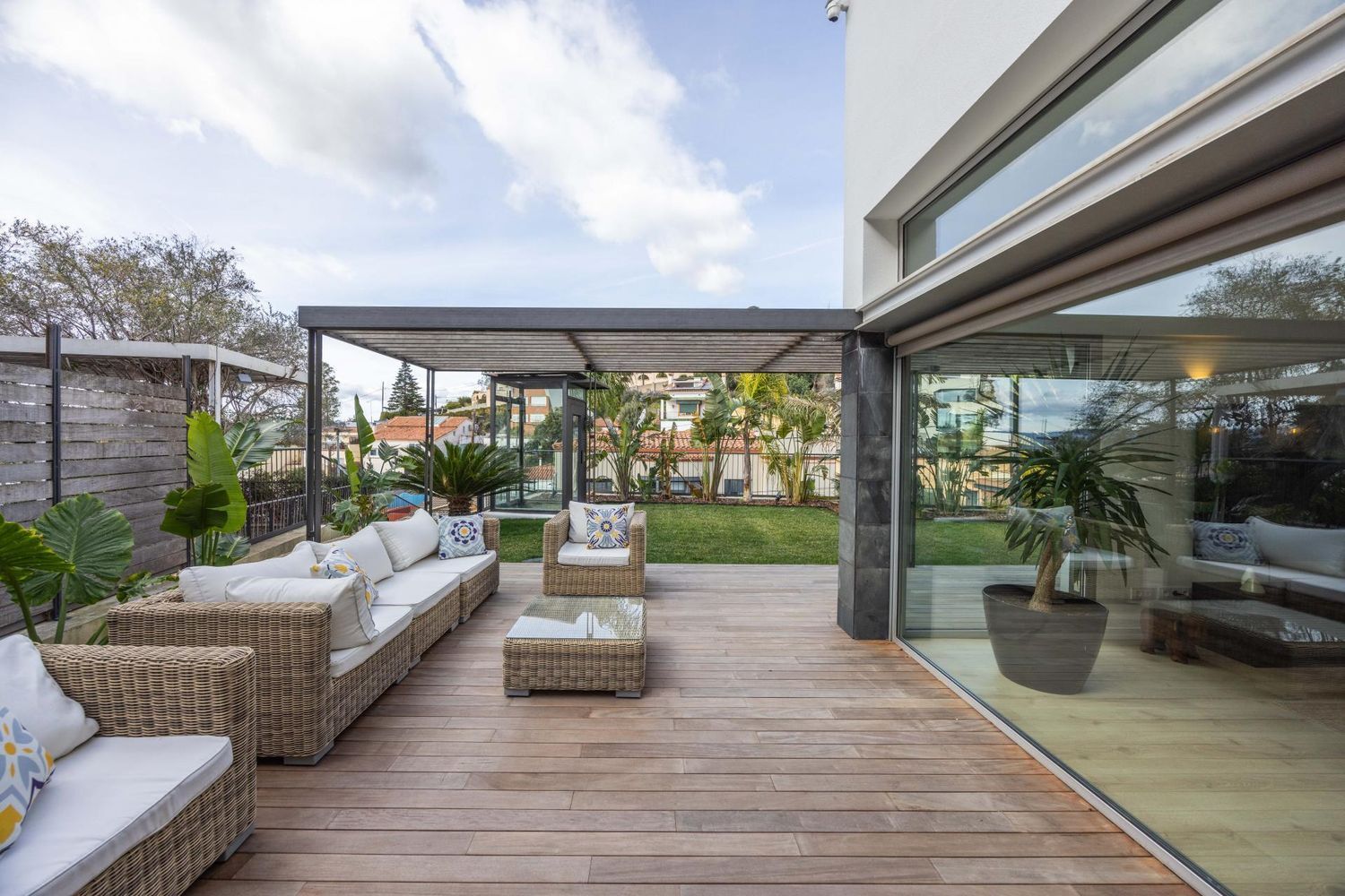 House à Esplugues de Llobregat, Barcelona, Espagne 4 chambres, 351 m2 No. 182663