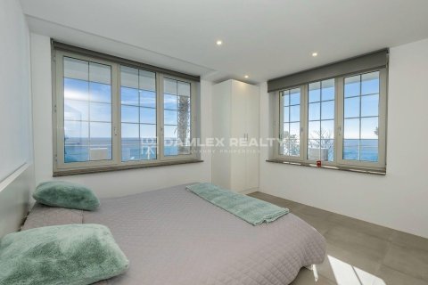 Villa till salu i Lloret de Mar, Girona, Spanien 4 sovrum, 609 kvm. Nr. 182664 - foto 23