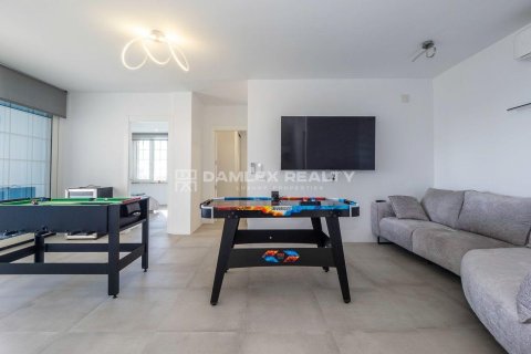 Villa till salu i Lloret de Mar, Girona, Spanien 4 sovrum, 609 kvm. Nr. 182664 - foto 22