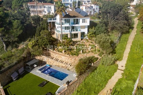 Villa till salu i Lloret de Mar, Girona, Spanien 4 sovrum, 609 kvm. Nr. 182664 - foto 7