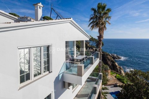 Villa en Lloret de Mar, Gerona, España 4 dormitorios, 609 m2 No. 182664