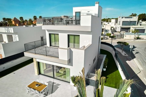 Villa pārdošanā San Miguel de Salinas, Alicante, Spānijā 3 istabas, 237.38 m2 Nr. 175506 - attēls 18