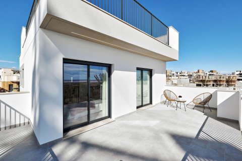 Villa pārdošanā San Miguel de Salinas, Alicante, Spānijā 3 istabas, 237.38 m2 Nr. 175506 - attēls 10