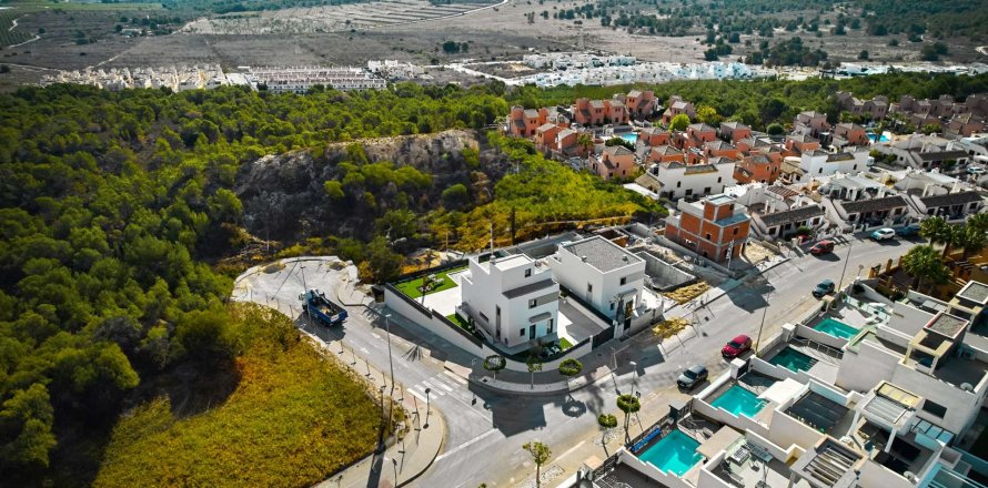 Villa San Miguel de Salinas, Alicante, Spānijā 3 istabas, 237.38 m2 Nr. 175506