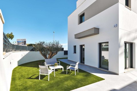 Villa pārdošanā San Miguel de Salinas, Alicante, Spānijā 3 istabas, 237.38 m2 Nr. 175506 - attēls 21