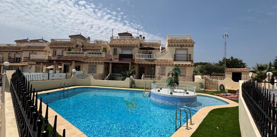 Kaupunkipientalo La Florida, Alicante, Espanja 2 makuuhuonetta, 91 m2 No. 142820