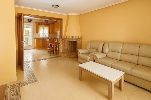 Kaupunkipientalo myytävänä La Florida, Alicante, Espanja, 2 makuuhuonetta, 91 m2 No. 142820 - kuva 16