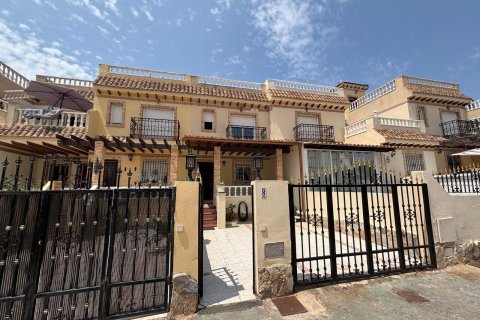 Kaupunkipientalo myytävänä La Florida, Alicante, Espanja, 2 makuuhuonetta, 91 m2 No. 142820 - kuva 3