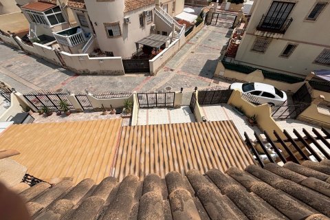 Kaupunkipientalo myytävänä La Florida, Alicante, Espanja, 2 makuuhuonetta, 91 m2 No. 142820 - kuva 2