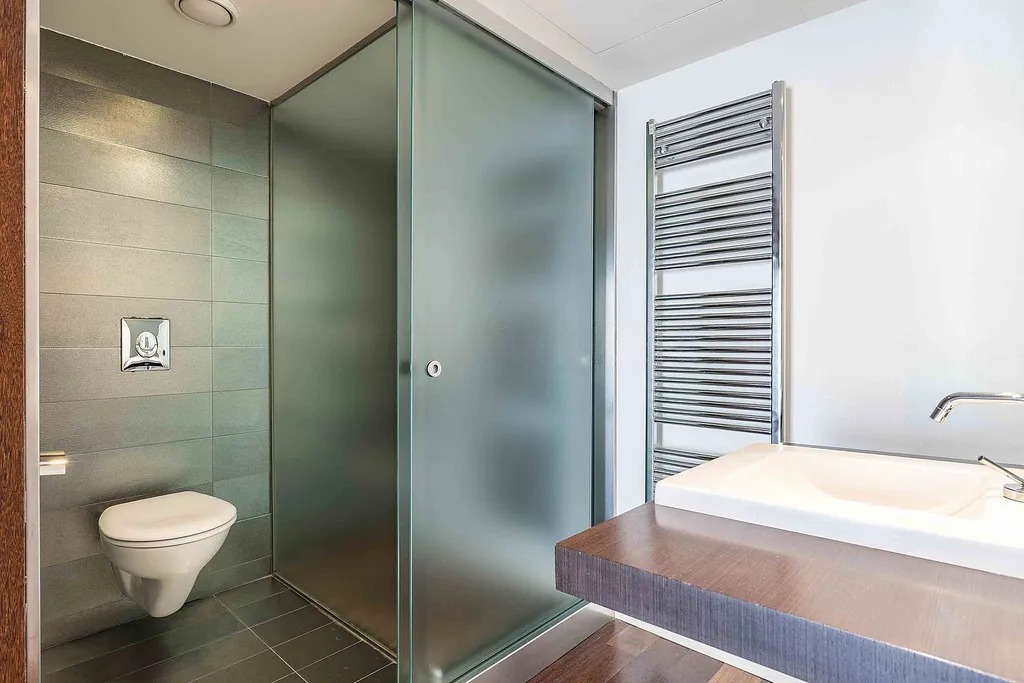 Apartamento en Barcelona, España 3 dormitorios, 132 m2 No. 142824