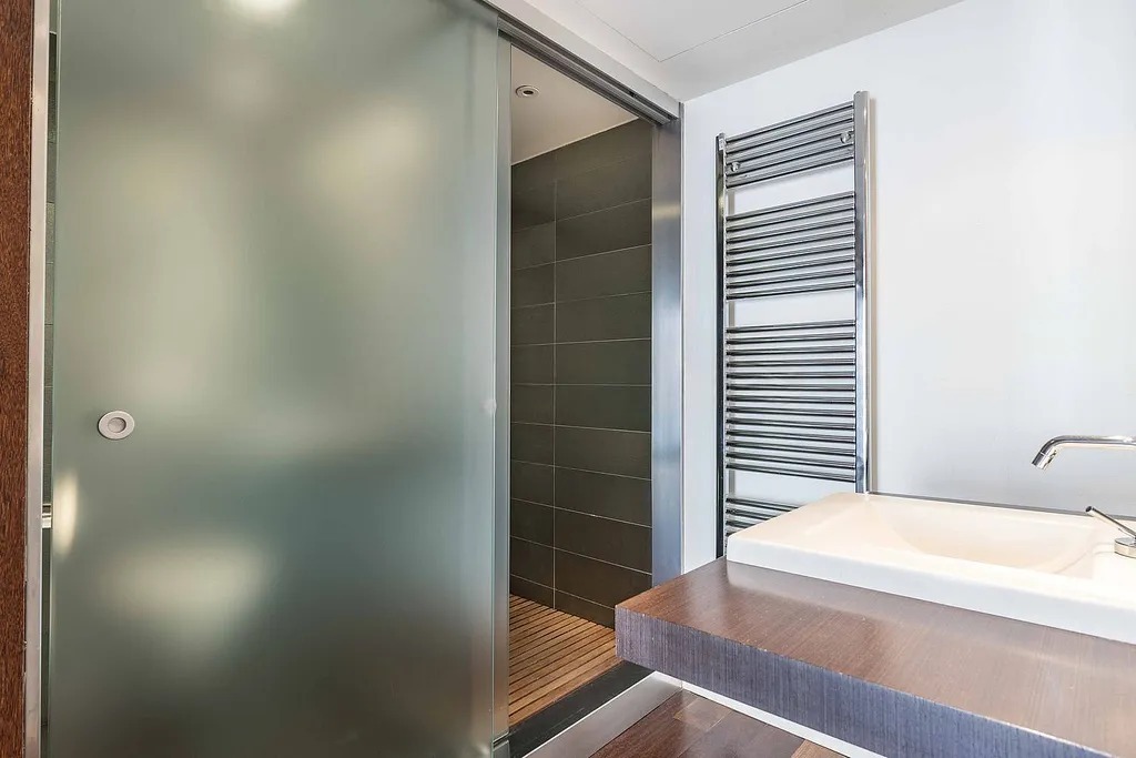 Apartamento en Barcelona, España 3 dormitorios, 132 m2 No. 142824