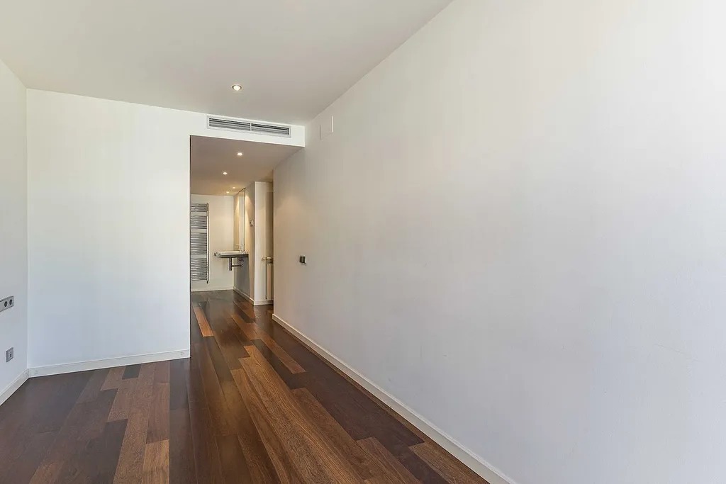 Apartamento en Barcelona, España 3 dormitorios, 132 m2 No. 142824