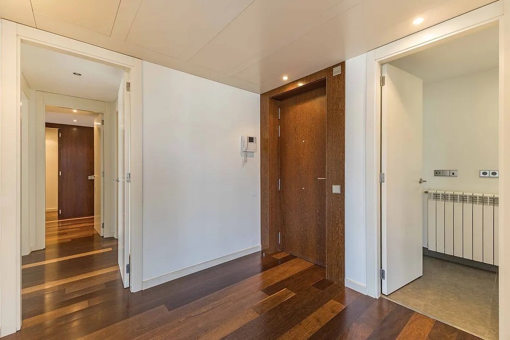 Apartamento en Barcelona, España 3 dormitorios, 132 m2 No. 142824