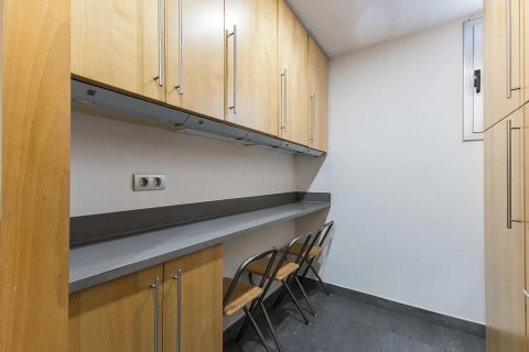 Appartamento in vendita a Barcelona, Spagna 4 camere da letto, 160 mq. N° 142825 - foto 24