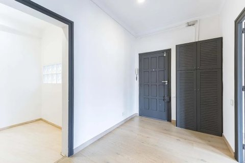Appartamento in vendita a Barcelona, Spagna 4 camere da letto, 160 mq. N° 142825 - foto 2