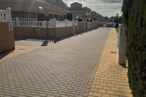 Kamienica w Torrevieja, Alicante, Hiszpania 3 sypialnie,  nr 142819 – zdjęcie 15