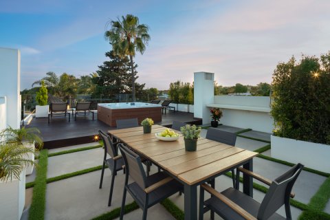 Villa till salu Marbella, Malaga, Spanien 5 sovrum, 470 kvm. Nr. 135568 - foto 23