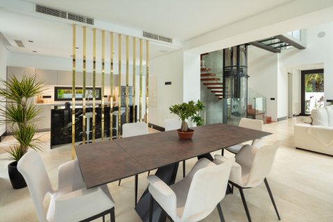 Villa till salu Marbella, Malaga, Spanien 5 sovrum, 470 kvm. Nr. 135568 - foto 13
