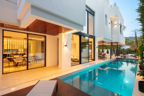 Villa till salu Marbella, Malaga, Spanien 5 sovrum, 470 kvm. Nr. 135568 - foto 22