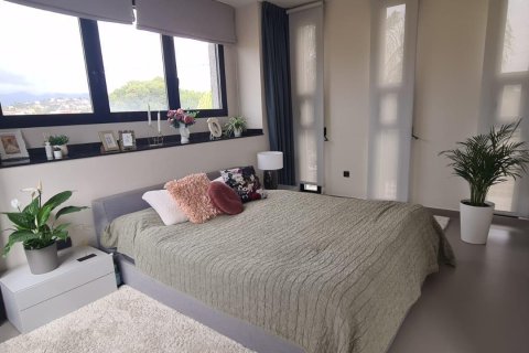 Radhus till salu i Calpe, Alicante, Spanien 4 sovrum, 250 kvm. Nr. 140371 - foto 16