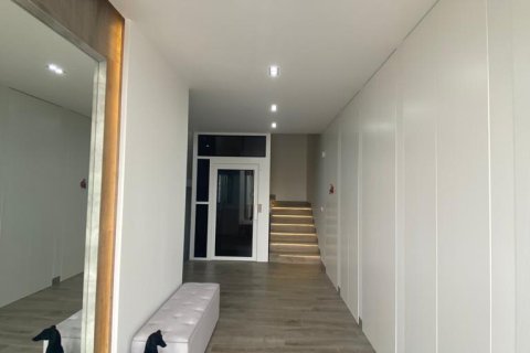 Kamienica w El Campello, Alicante, Hiszpania 3 sypialnie, 500 mkw. nr 140372 – zdjęcie 13