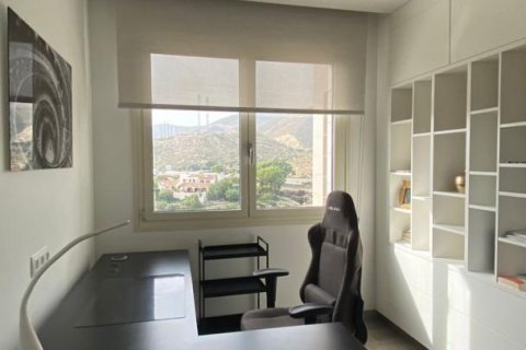 Kamienica w El Campello, Alicante, Hiszpania 3 sypialnie, 500 mkw. nr 140372 – zdjęcie 14