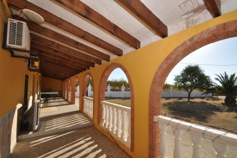 Villa zum Verkauf in Pinoso, Alicante, Spanien 8 Schlafzimmer, 450 m2 Nr. 193135 - Foto 15