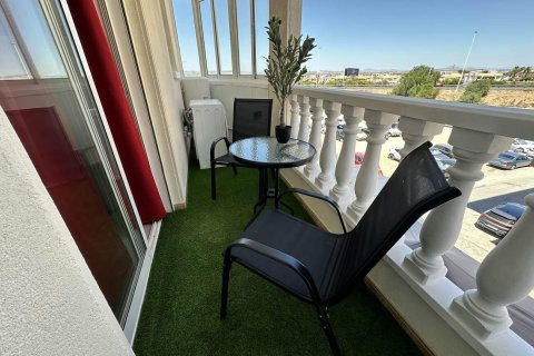 Apartment à vendre à Torrevieja, Alicante, Espagne, 3 chambres, 75 m2 No. 193130 - photo 6